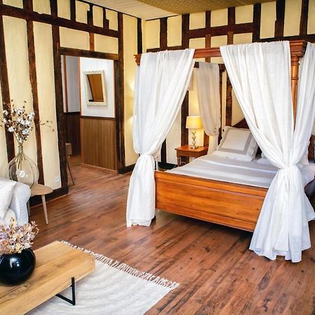 Cafe De France Eauze Bed & Breakfast Dış mekan fotoğraf