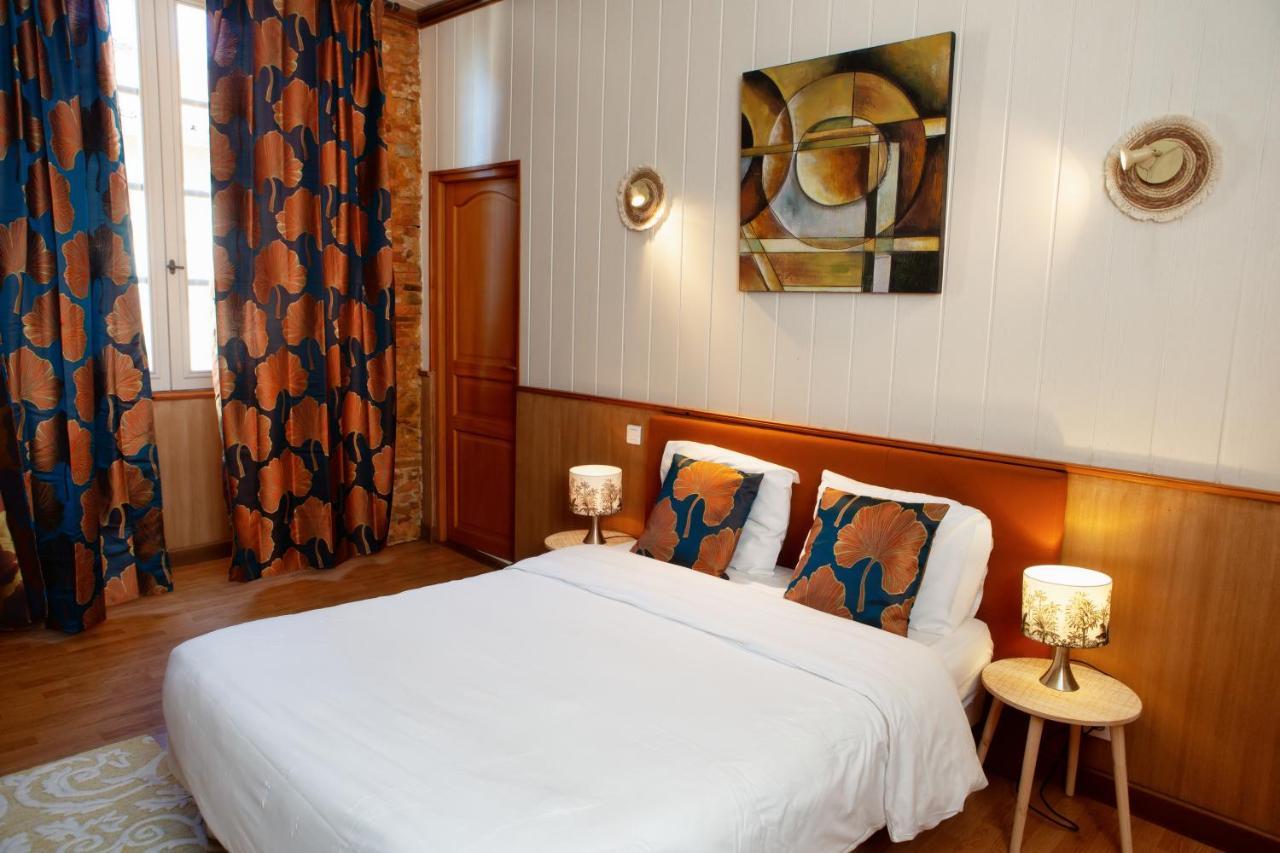 Cafe De France Eauze Bed & Breakfast Dış mekan fotoğraf
