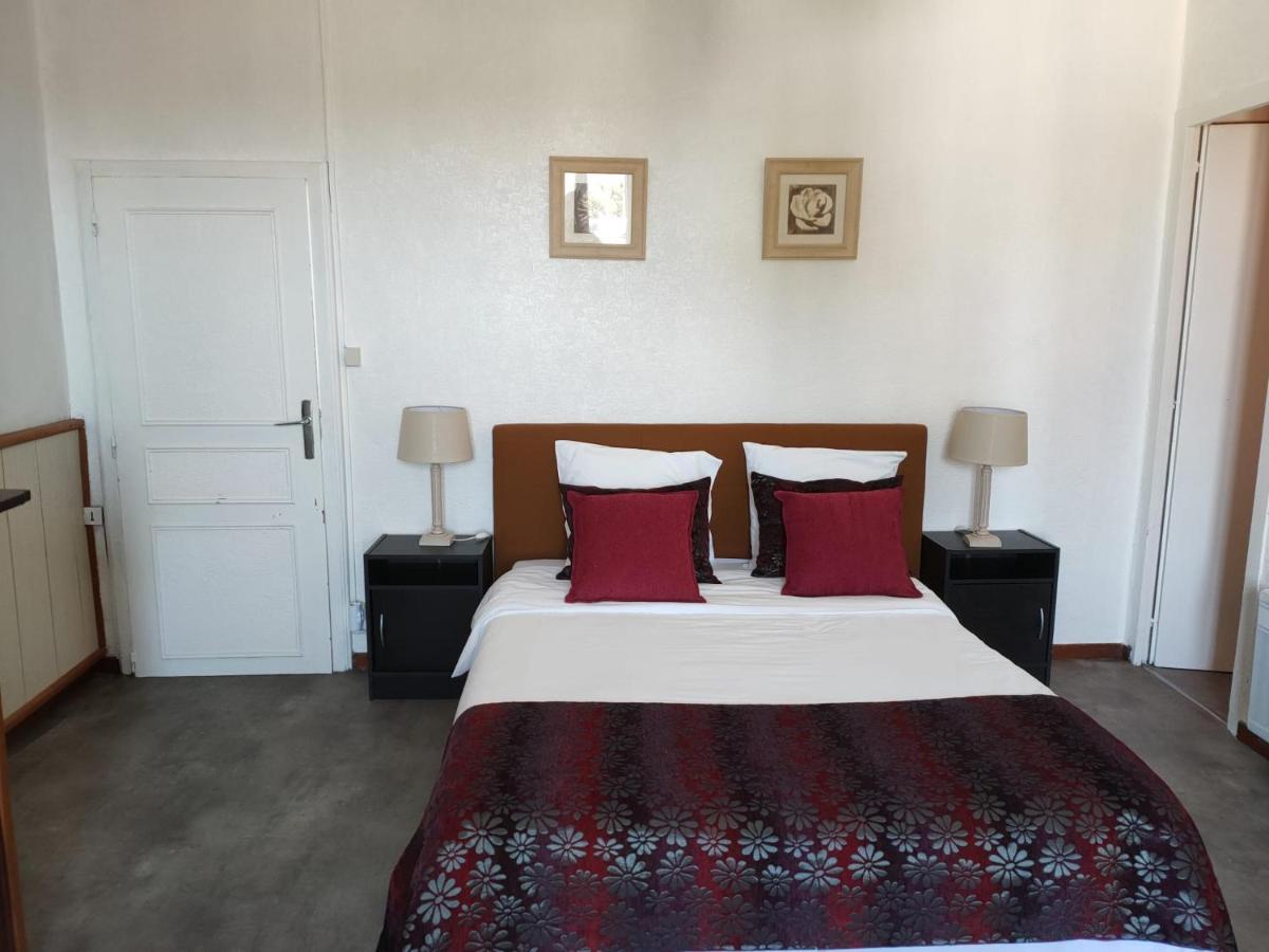 Cafe De France Eauze Bed & Breakfast Dış mekan fotoğraf